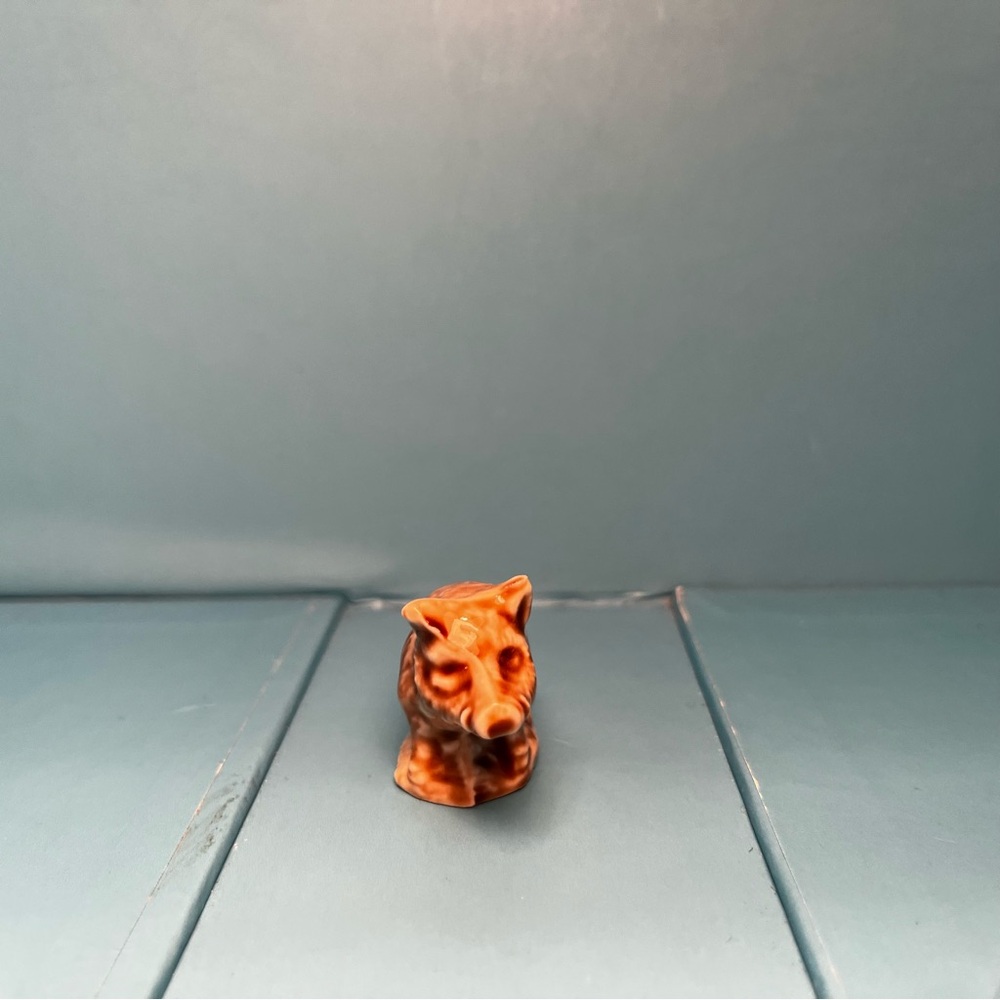 Wade Whimsies - Red Rose Tea -
Wild Boar - Picture 2 of 6
